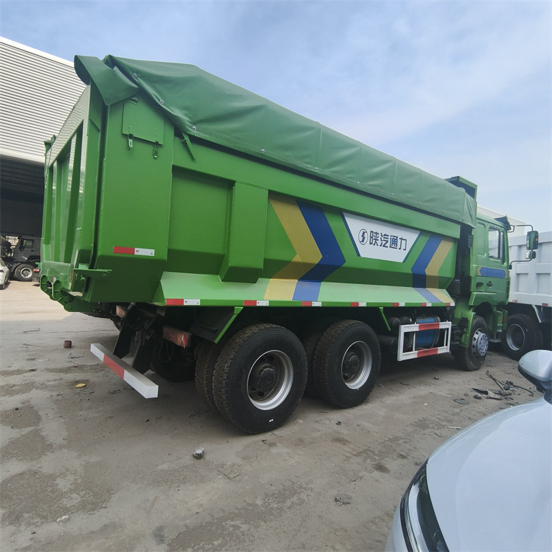 HOWO 371 front four rear eight dump truck cross-border export heavy-duty engineering transport dump truck