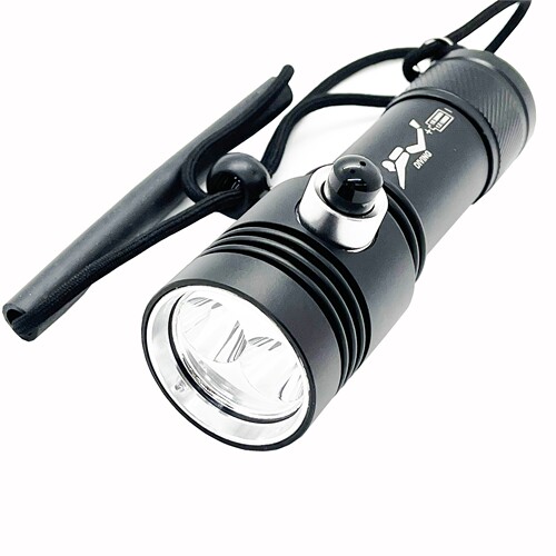 Cross-border new white and yellow dual light source XHP50 strong light diving flashlight LED outdoor diving lighting T6 flashlight