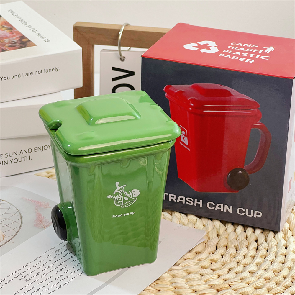 Muchos tipos de tazas de agua creativas y extrañas tazas de café de cerámica simples tazas personales tazas prácticas regalos de cumpleaños