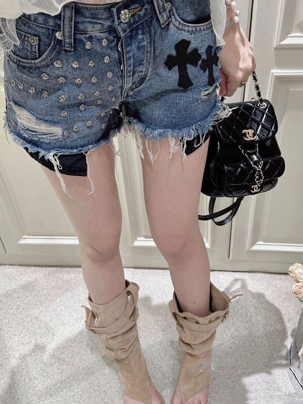 Korean Sweet and Spicy Cross Low-Waist Denim Shorts for Women 2025 Summer Design Niche Loose Wide-Leg Hot Pants Trend