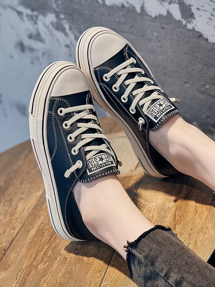 Weiße Schuhe für Damen 2023 neue lässige Sneakers aus weichem Leder in trendigen Eins-zu-Eins-Damenschuhen mit zwei Tragemöglichkeiten_voghion.com