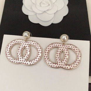 Xiaoxiang European and American personalized high-end exaggerated large flower print mirror letter earrings for women