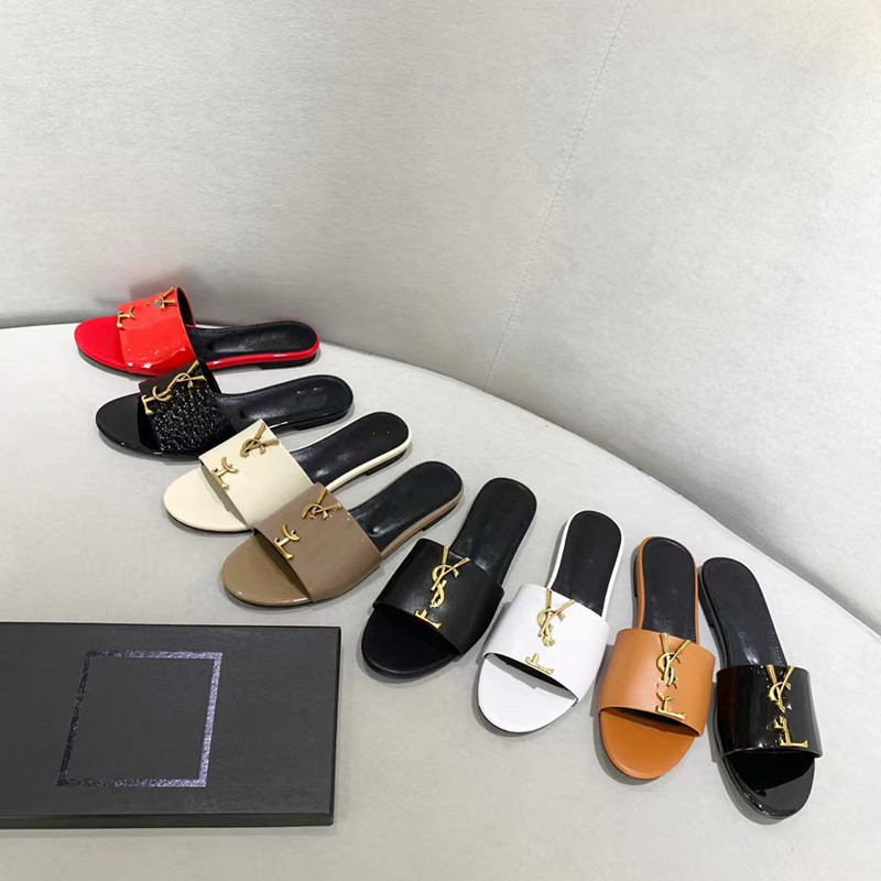 High version slip-on slippers with black letters metal buckle flat slip-on sandals for outer wear internet celebrity same style