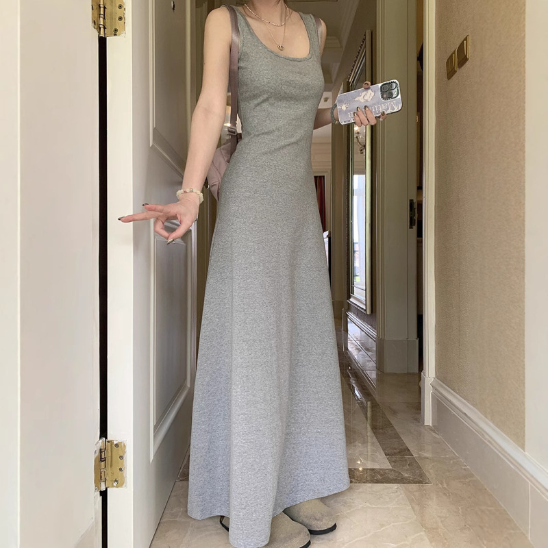 Vacation Style Suspender Dress for Women Summer 2025 New Style Waist Slimming Slimming Elegant Inner Long Skirt
