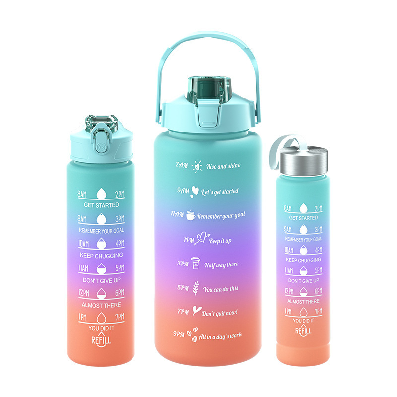 Taza de agua de tres piezas taza de paja de gran capacidad taza de agua de color degradado espacio deportivo olla taza de agua de plástico esmerilado con escala