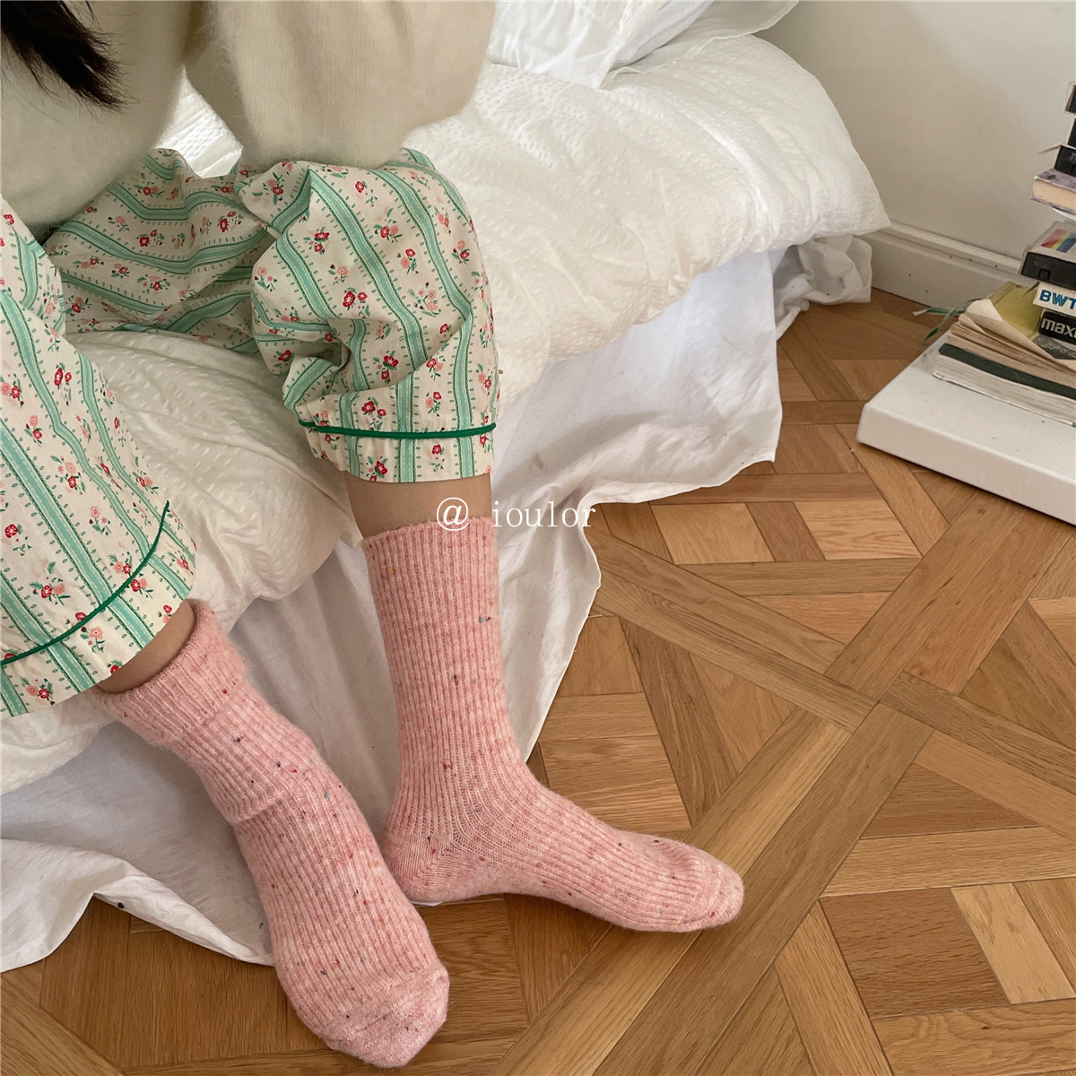 Frau Mode Einfarbig Polyester Wolle Ankle Socken display picture 1