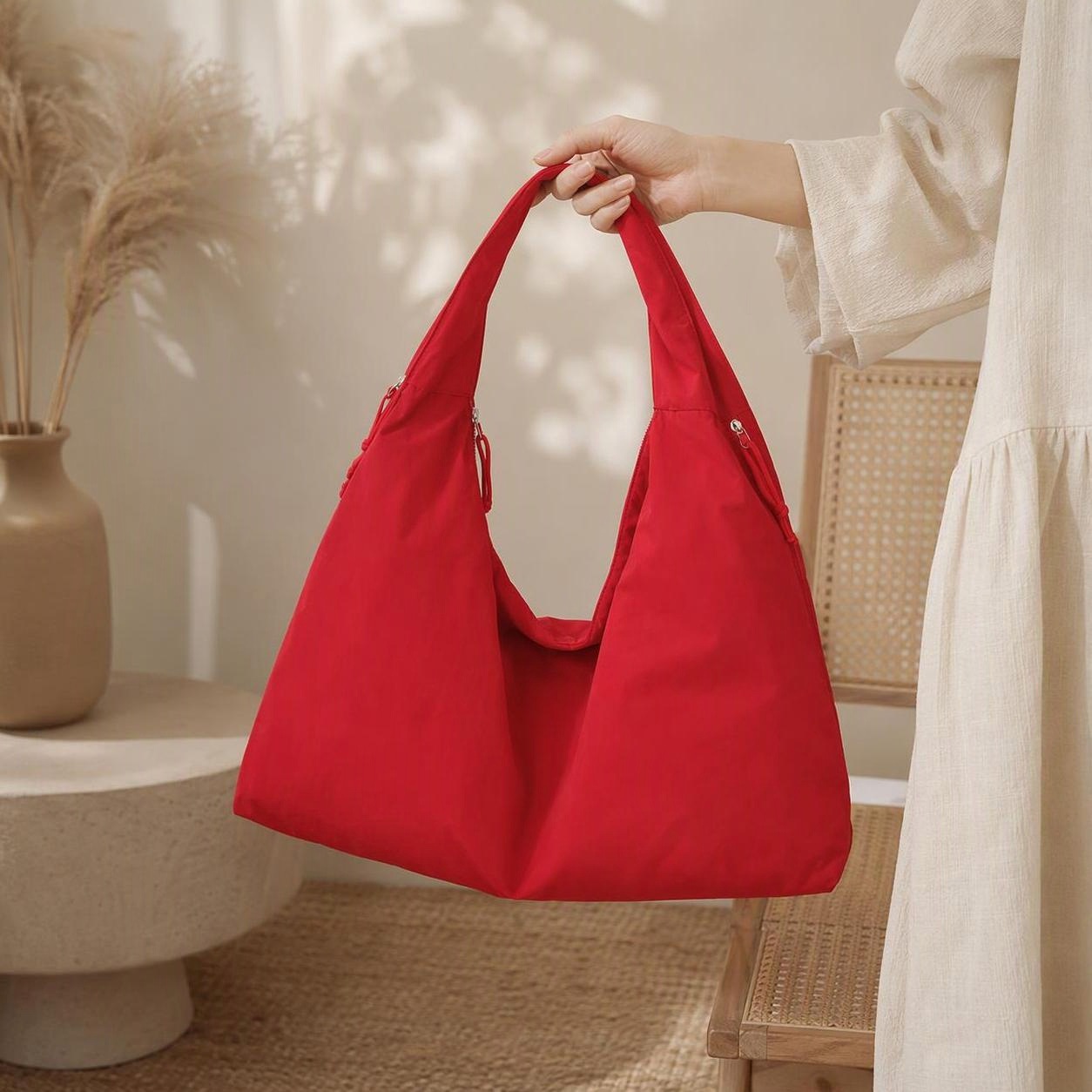 Large-Capacity Lazy-Style Tote Bag for Women, Simple and Versatile Commuter Handbag, High-Value Nylon Underarm Bag