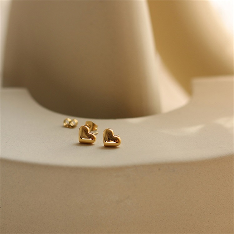 Simple Style Heart Shape Stainless Steel Ear Studs display picture 4