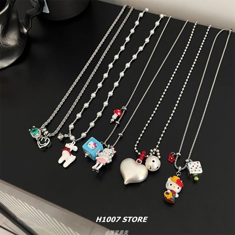 新しいカラフルなスクエア KT 猫ラブロングネックレス女性のニッチデザインかわいい甘いセーターチェーンメンズアクセサリー|undefined