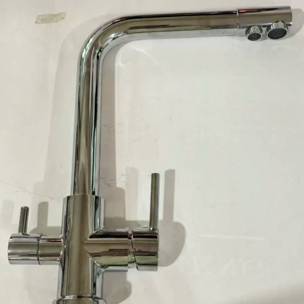 Dibujo de alambre de color universal tubería de hortales fría y caliente grifo de acero inoxidable color universal mezcla de agua de cocina grifo de comercio exterior