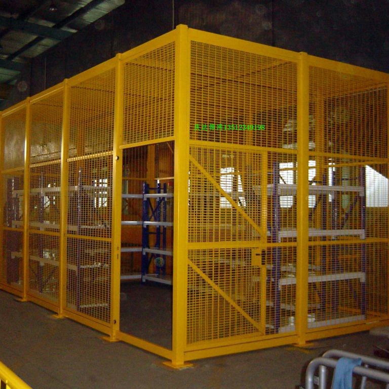 重庆筛网车间防护网仓库隔离带厂区隔离栅市场摊位隔离带铸铁铁花