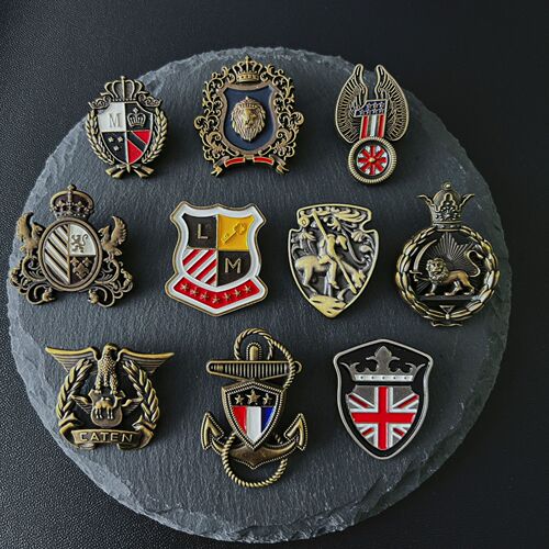 British Retro Hong Kong Style Badge Clothing Casual Accessories Navy Army Heptagonal Hexagonal Metal Commemorative Brooch Wholesale