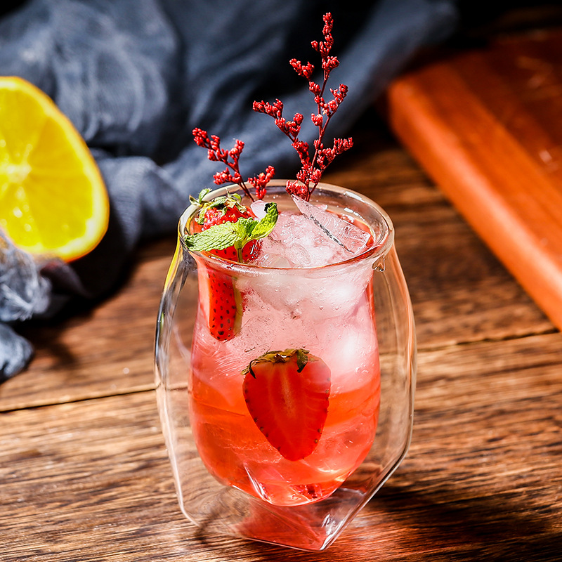 Copa de whisky de doble capa Copa de vino de estilo europeo Copa de vidrio resistente a altas temperaturas Copa de licores Copa de bebidas frías Copa de café de diamantes creativos