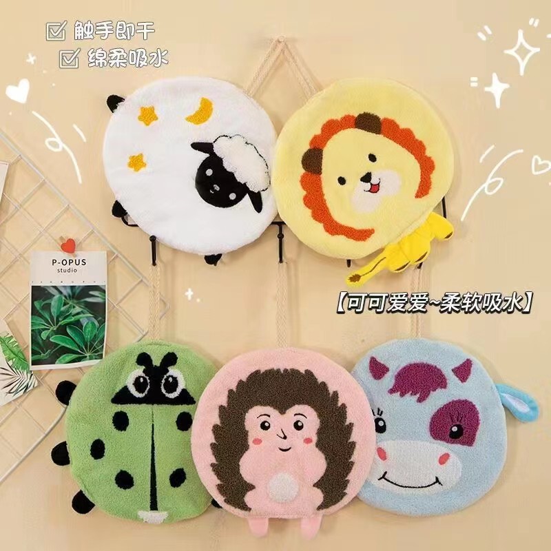 Coral fleece cartoon cute hanging towel absorbent quick-drying bathroom kitchen cloth children's hand cloth wholesale