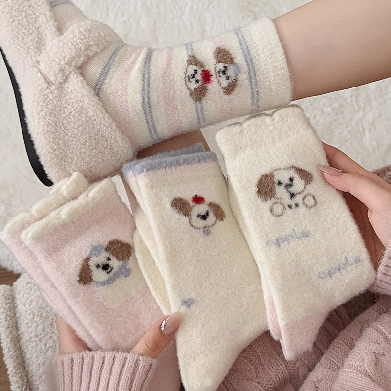 Autumn and Winter Pink Puppy Australian Velvet Socks for Women, Cute and Sweet Mid-Calf Socks, Thickeneded Warm Sleeping Floor Socks, Confinement Socks Autumn and Winter Pink Puppy Australian Velvet Socks for Women, Cute and Sweet Mid-Calf Socks, Thickeneded Warm Sleeping Floor Socks, Confinement Socks