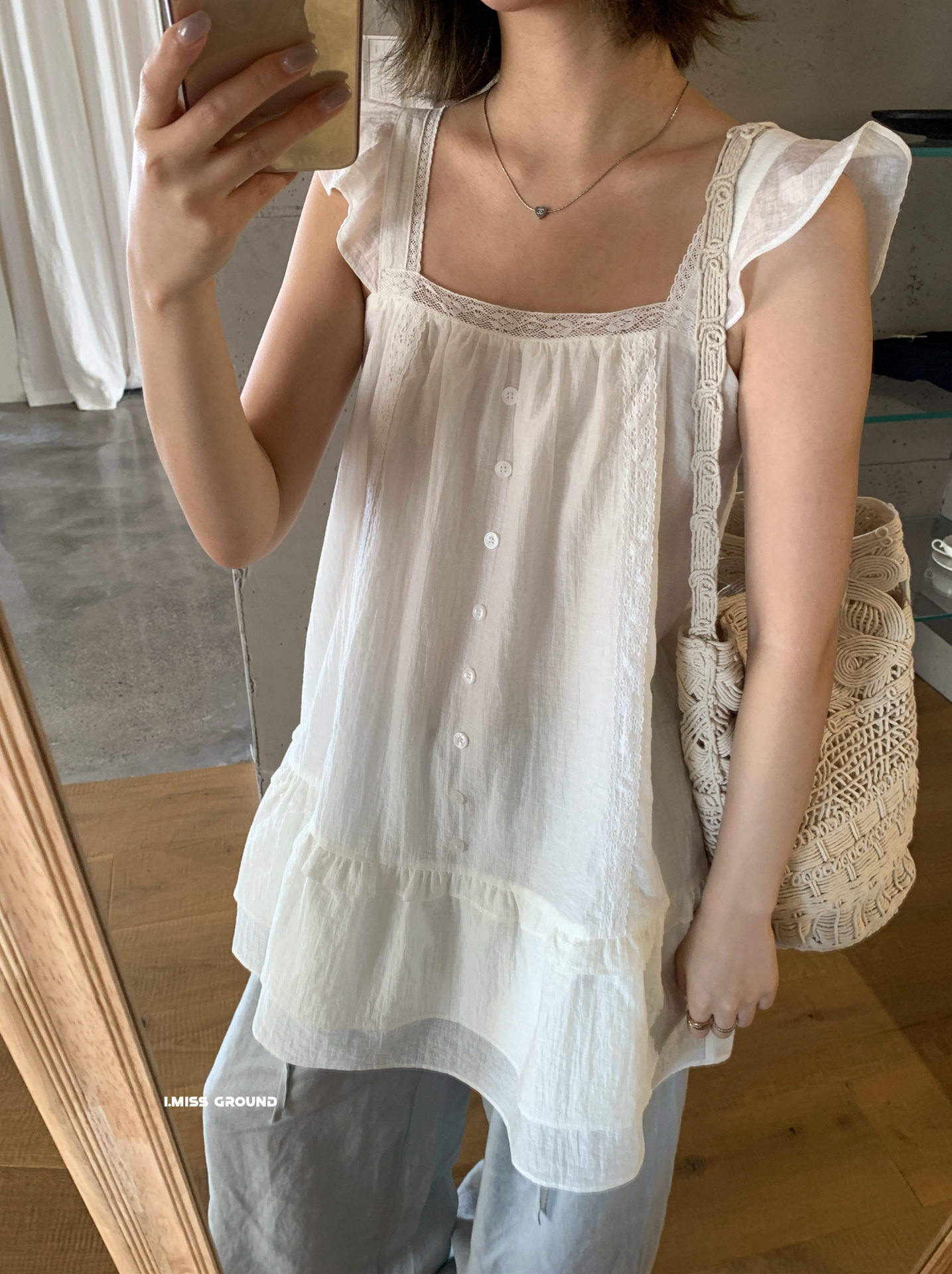 màu trắng
