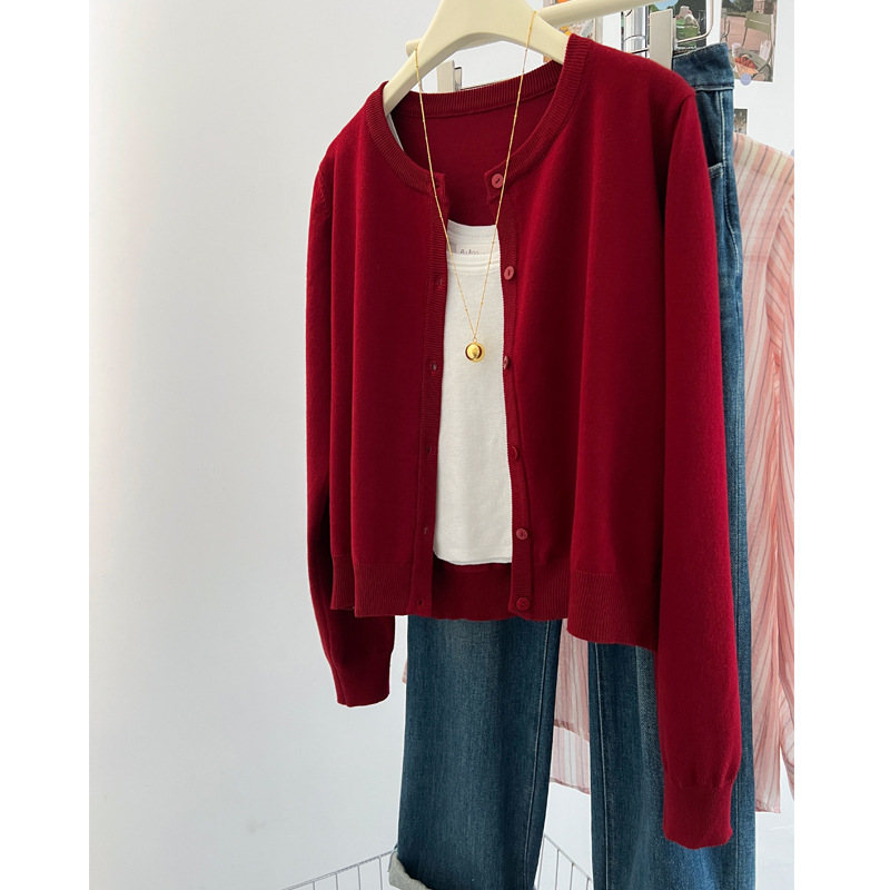 Fashionable woolen autumn cardigan