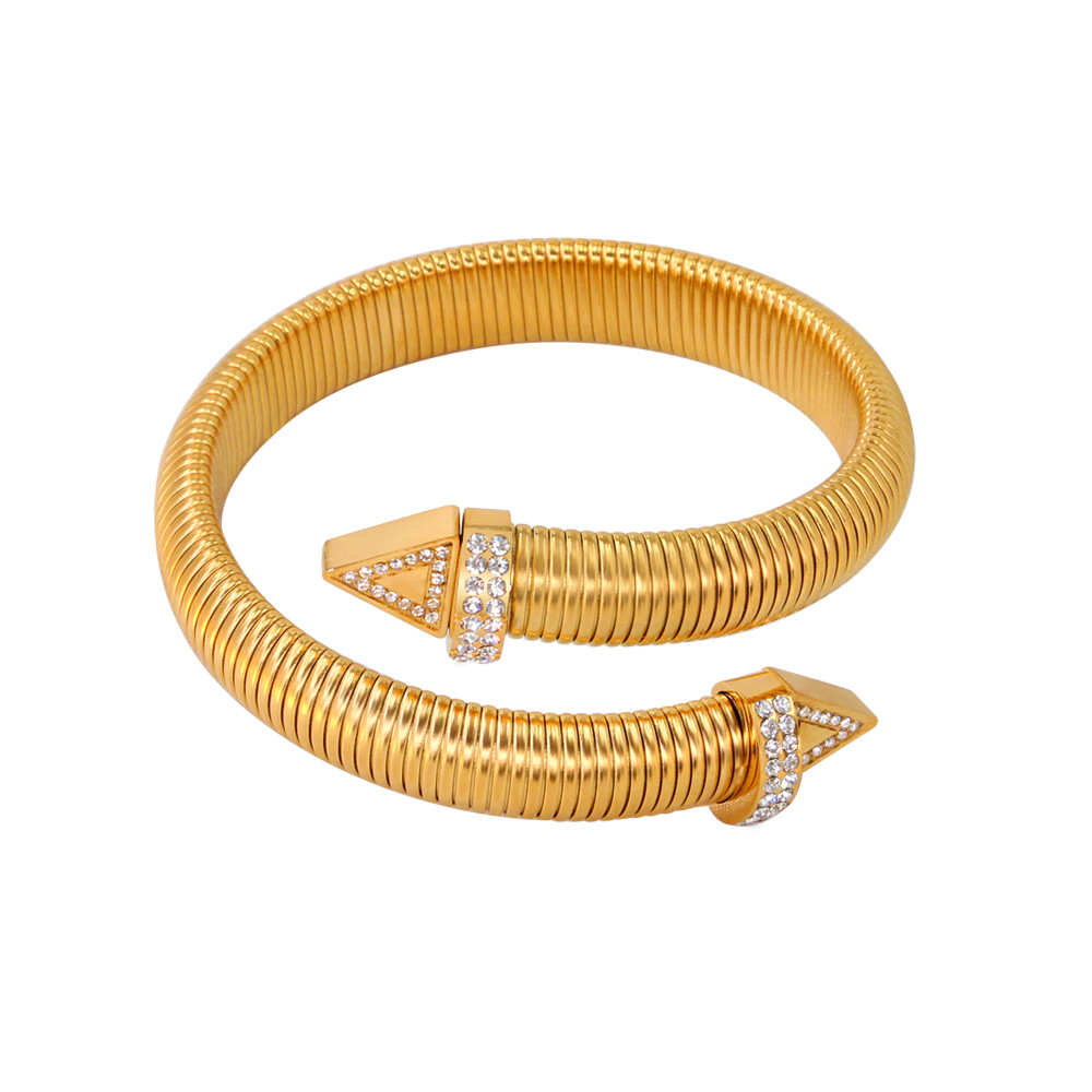 Moda de acero inoxidable 18k chapado en oro europeo y americano nicho pulsera personalizada triángulo de dos cabezas zircon pulsera abierta para las mujeres