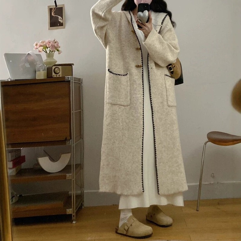 New autumn and winter Korean-style casual hooded knit coat for women, vintage color-blocking college-style long sweater jacket New autumn and winter Korean-style casual hooded knit coat for women, vintage color-blocking college-style long sweater jacket