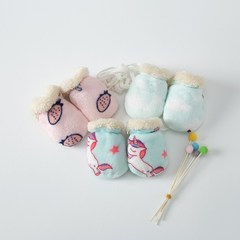 Winter Children's Gloves for 0-1 Year Old Babies, Fleece Lined, Thick, Warm, Coldproof, Anti-Frost, Hangable Infant Gloves for Wholesale