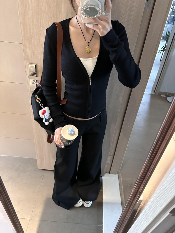 韩系黑色开衫假两件长袖T恤女早秋穿搭修身拉链显瘦纯欲薄款上衣|undefined