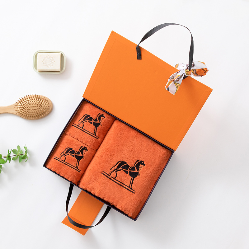 Manufacturer Wholesale Coral Velvet Love Horse Orange Towel Bath Towel Gift Box Three-Piece Set Wedding Souvenir Return Gift Gift Box