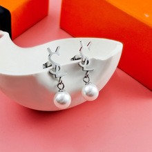 �|ݸ���Ʒ�}��Y��ĸ�ٴ�߼��п羳��ᔲ���ɫ