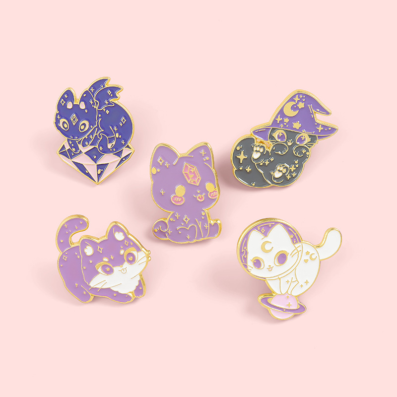 Cartoon Style Cat Alloy Stoving Varnish Brooches display picture 2