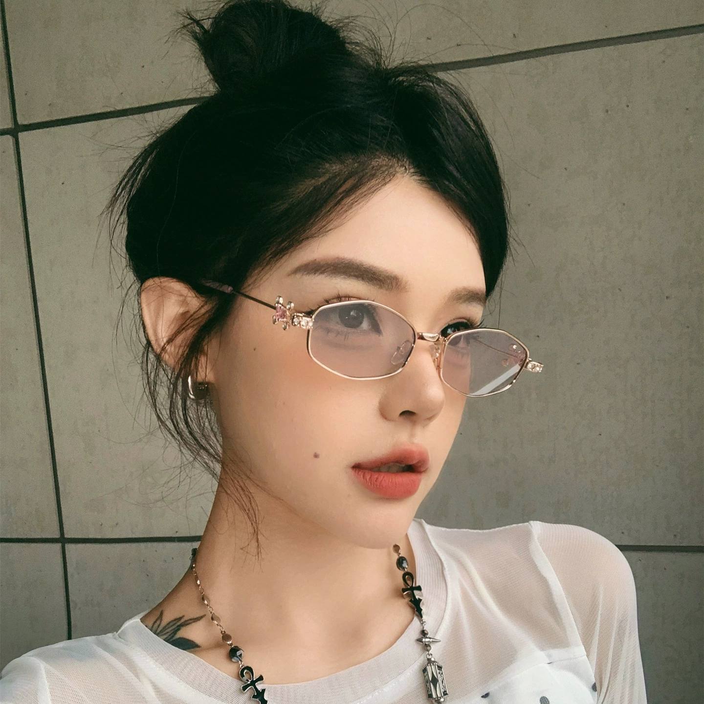 TikTok, металлические очки с бриллиантами, 2 карата, интернет-знаменитость