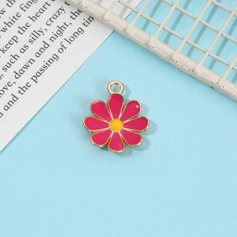 マルチカラーの小さなデイジーの花びら合金ドリップオイルジュエリーペンダント diy キーホルダーイヤリングネックレスペンダントアクセサリー|undefined