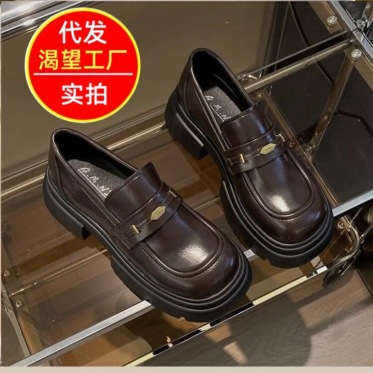 2026 Spring and Autumn New Style British Style Thick-Soled Retro High-End Black Women's Slip-On Loafers 2026 Spring and Autumn New Style British Style Thick-Soled Retro High-End Black Women's Slip-On Loafers