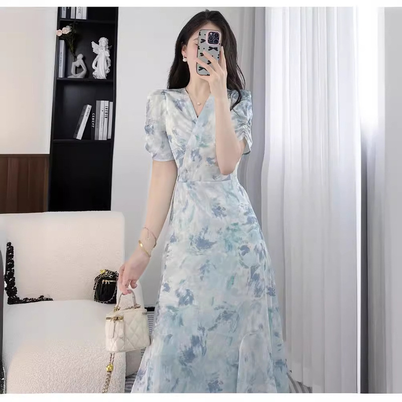 French-Style Cheongsam Summer Floral V-Neck Dress New Mom Outfit French Casual Sexy Short-Sleeve Slim-Fit European and American Style