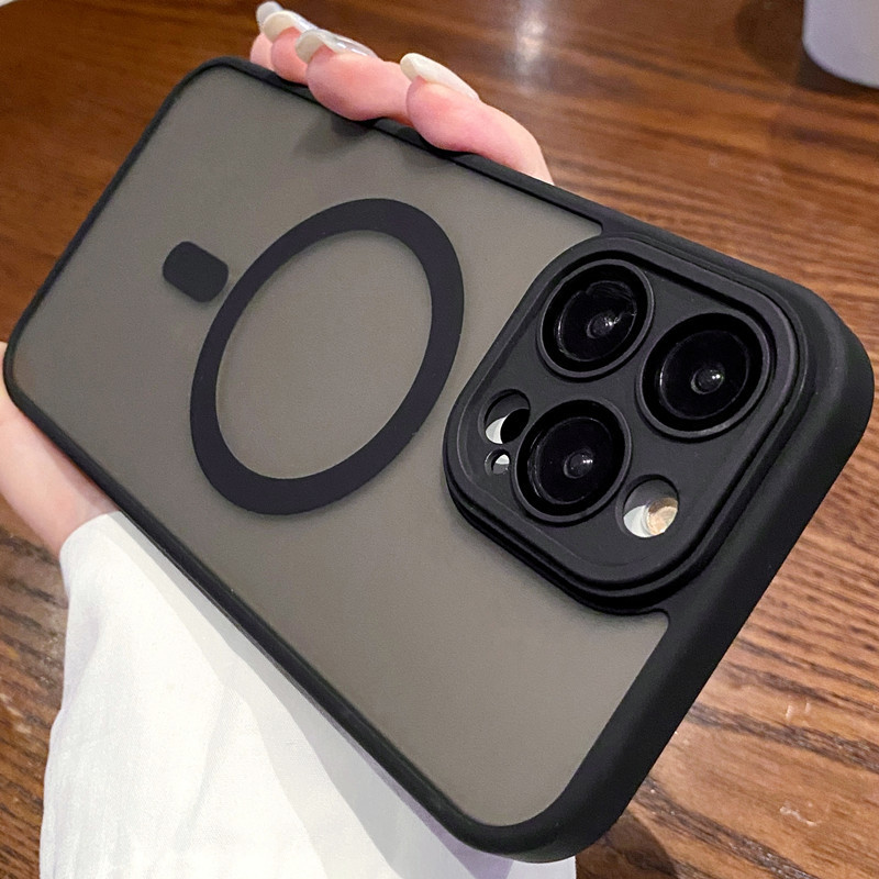 Suitable for Iphone17Promax Magnetic Phone Case 15 Semi-Transparent 14Pro Frosted 13 High-End 12P Fine Hole 11