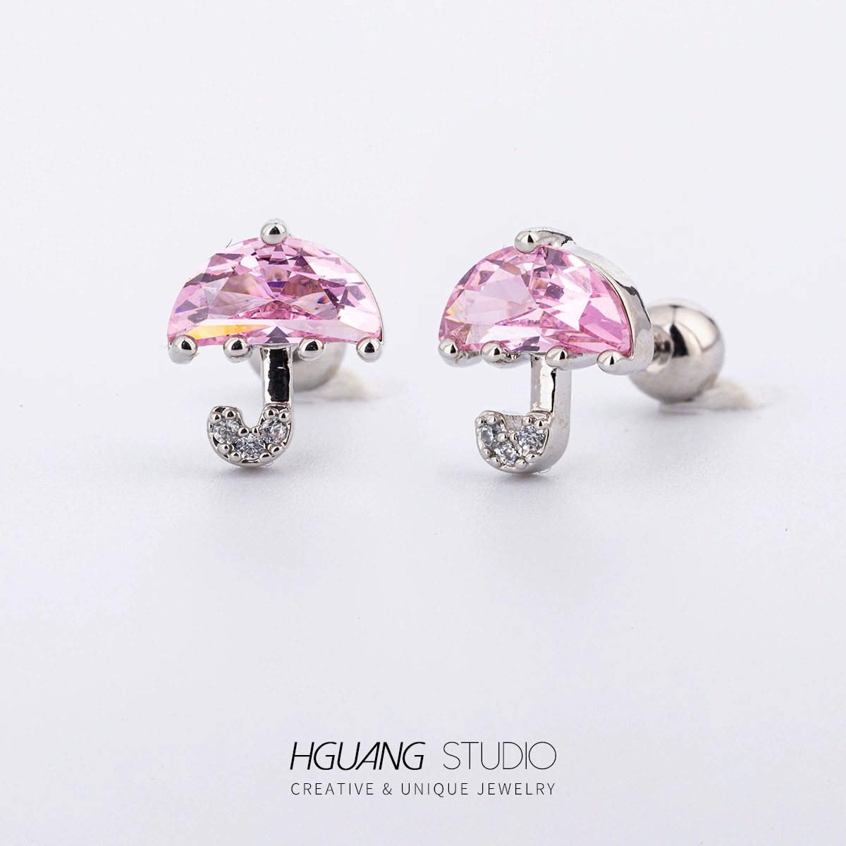 Серьга (Xiaohongshu) одинарная сережка, медицинская сталь титана, позолота, 0.8 мм стержень × 6 мм