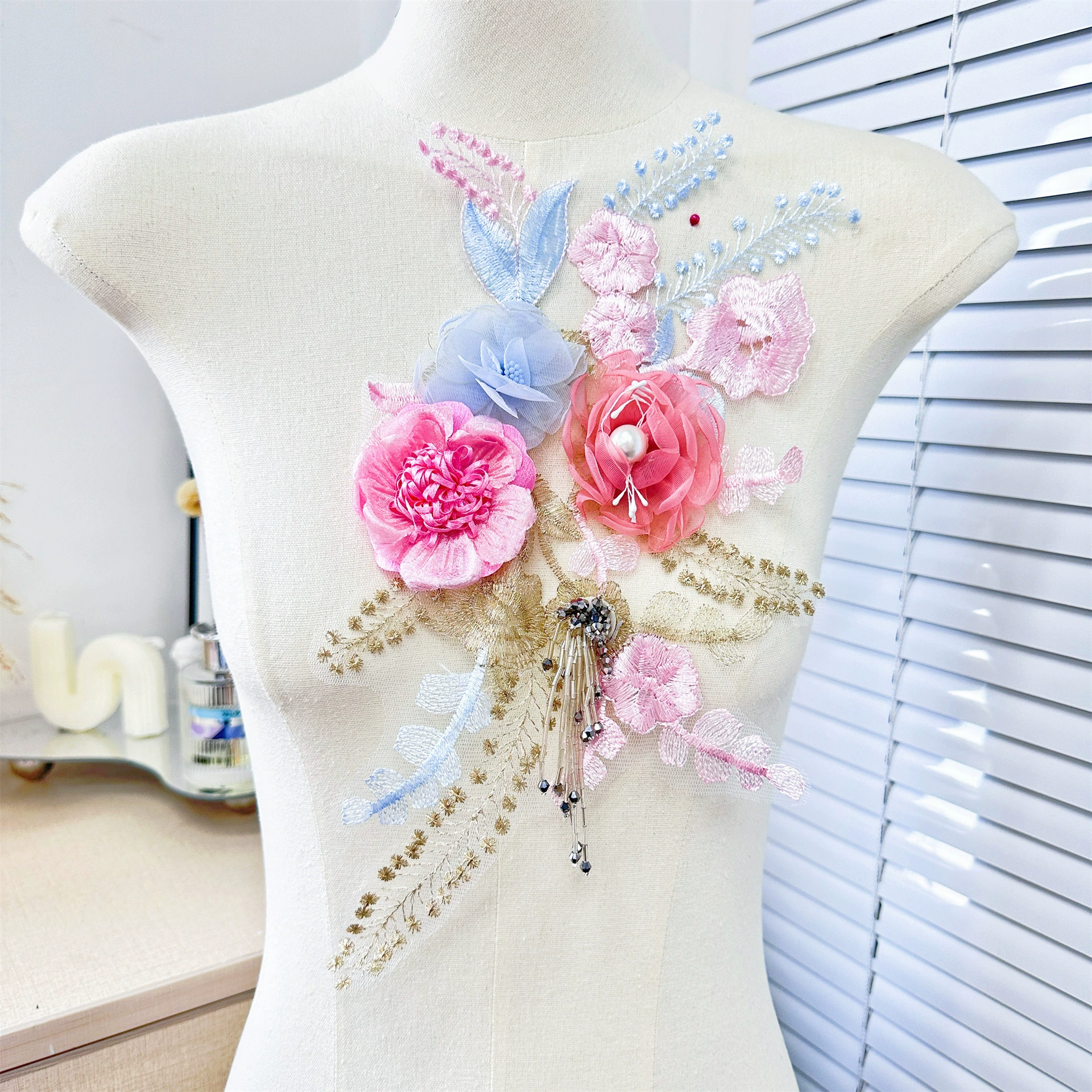 Lace sticker, fashionable wedding dress lapel pin, new collection, wholesale
