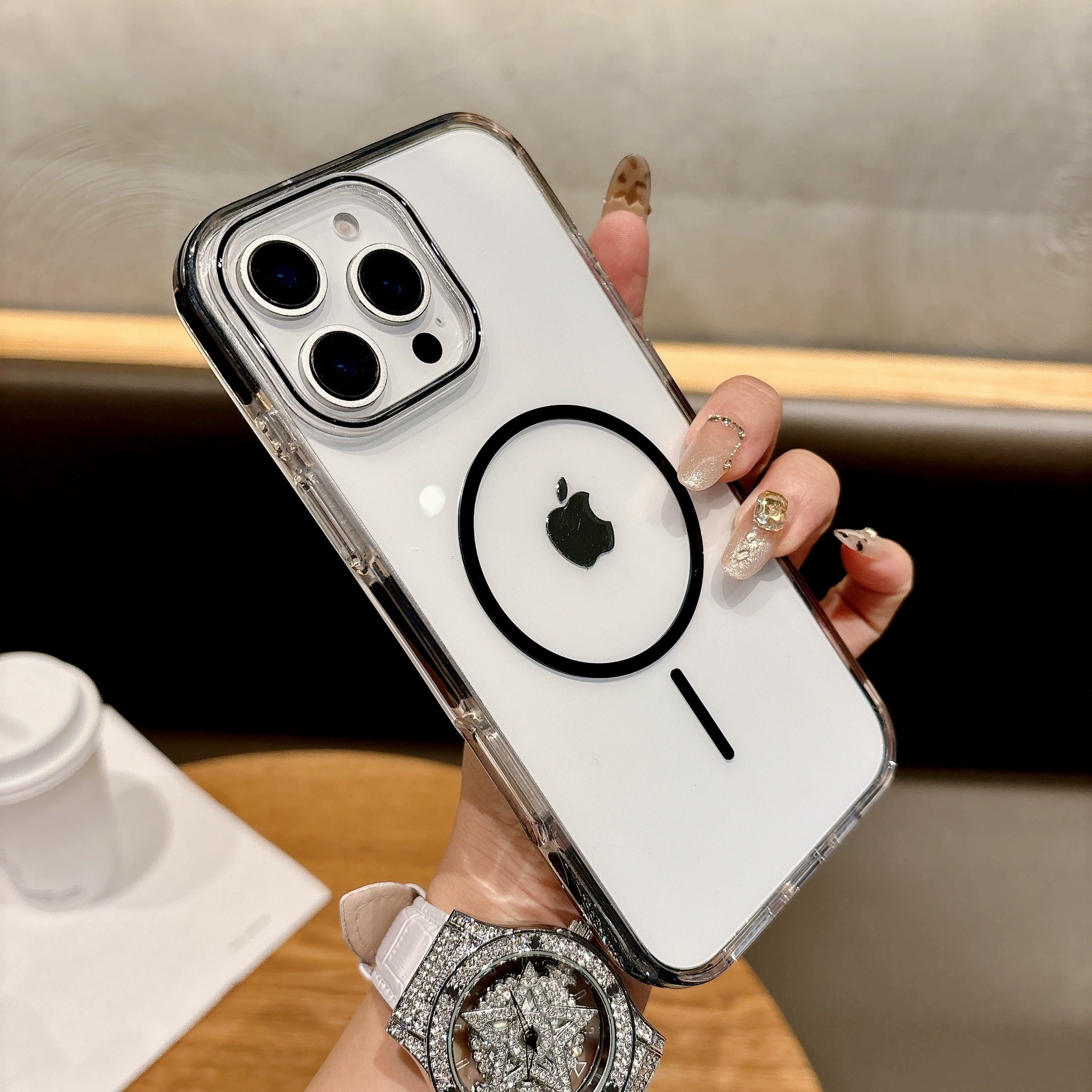 Подходит для чехла для мобильного телефона Apple 16promax, магнитный тонкий круг, контрастный цвет, прозрачный защитный чехол для iPhone15, классный защитный чехол