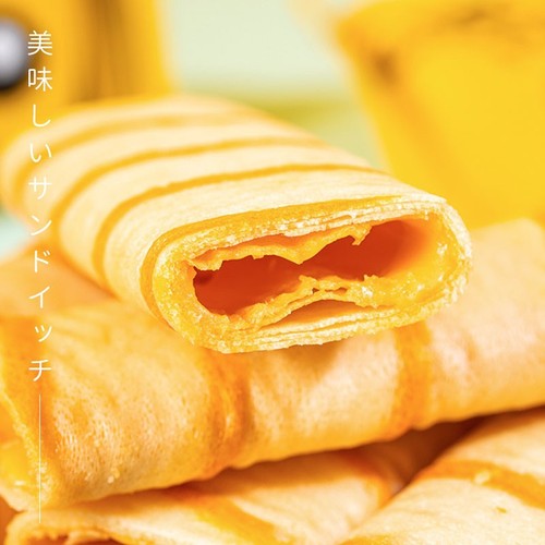 Karoka Mani filled crepe 218g salted egg durian cream roll web star snack leisure filling biscuit wholesale