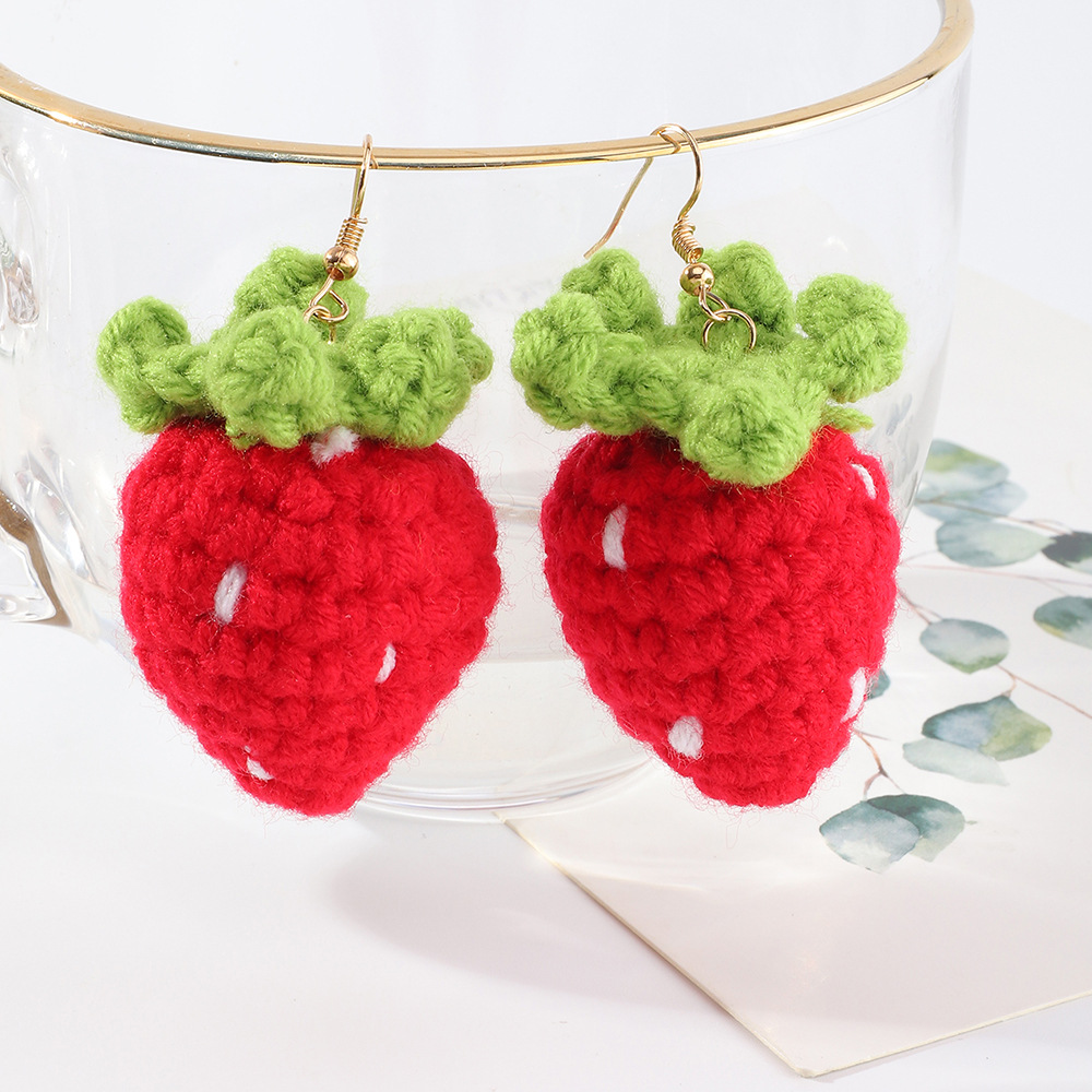 Cute Wool Fruit Carrot Strawberry Earrings Wholesale Nihaojewelry display picture 8