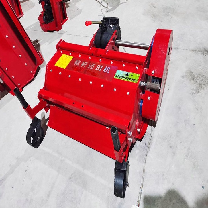 Nuevo tipo de máquina de retorno de paja, tractor de cuatro ruedas con maíz, trituradora de trigo, corredora de césped