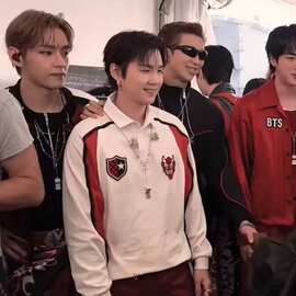 防弹少年团闵玧其同款复古运动风粉丝应援百搭红白拼接长袖Polo衫