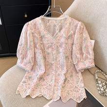 V5H法式V领蕾丝设计感镂空雪纺碎花短袖衬衫女夏粉色减龄荷叶边上
