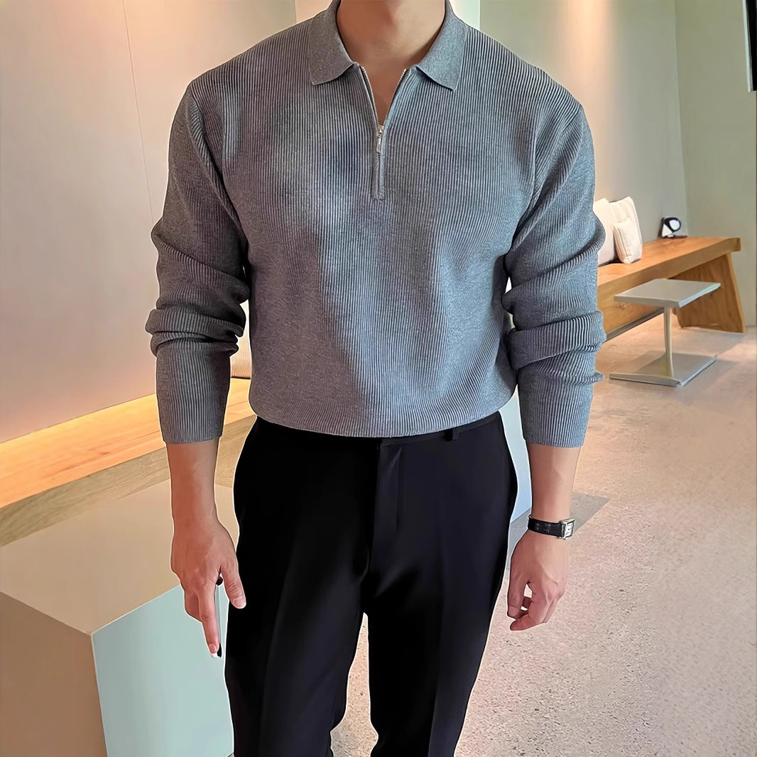 Long-sleeve with zipper