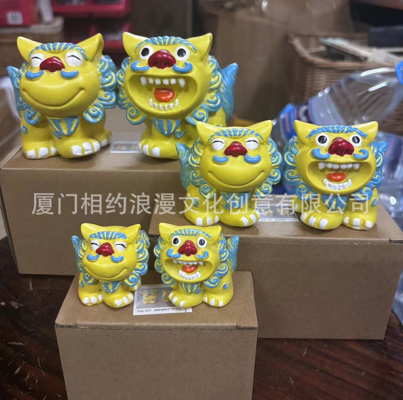 大中小侧身狮子国潮风狮爷喜狮醒狮摆件树脂麒麟景区精品店