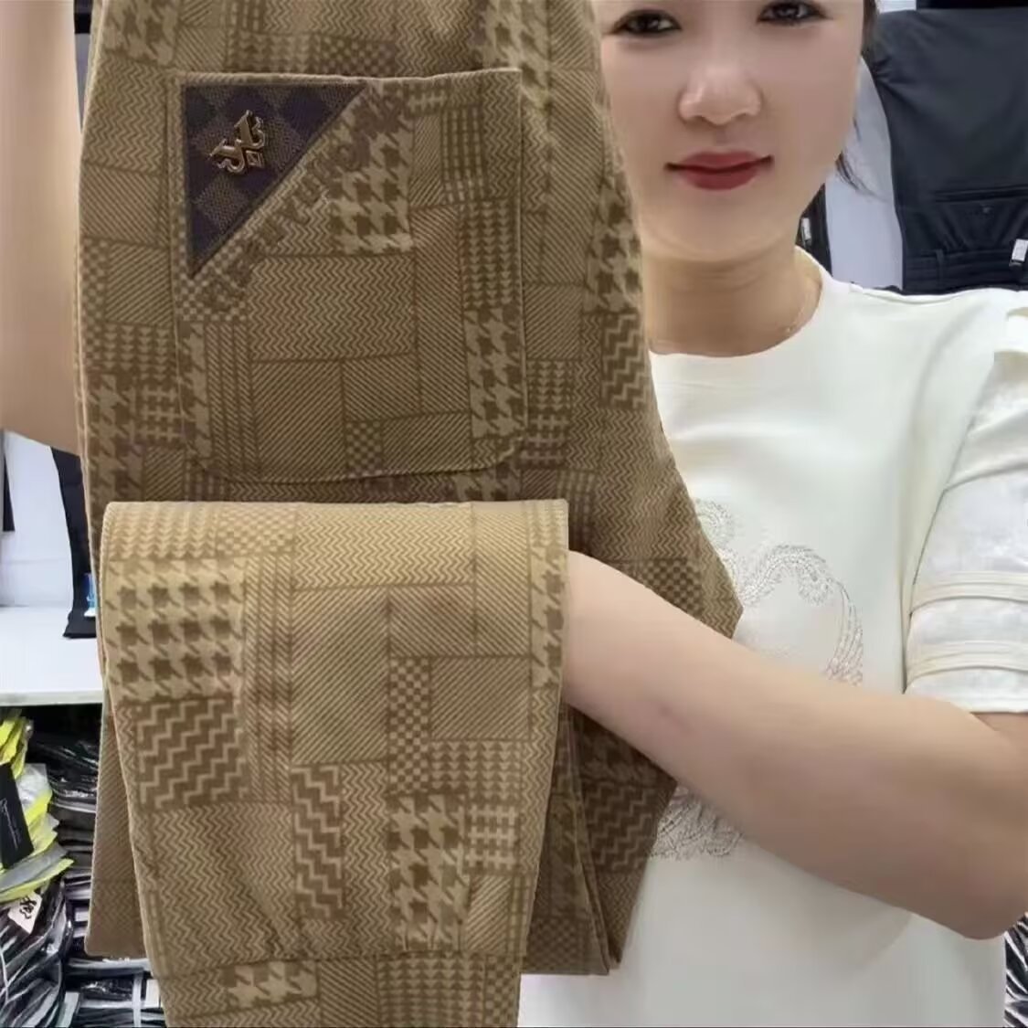 2026 nuevos pantalones de hombre, pantalones casuales de verano sueltos, pantalones deportivos de moda de hombre, pantalones de hielo de estilo general image 1