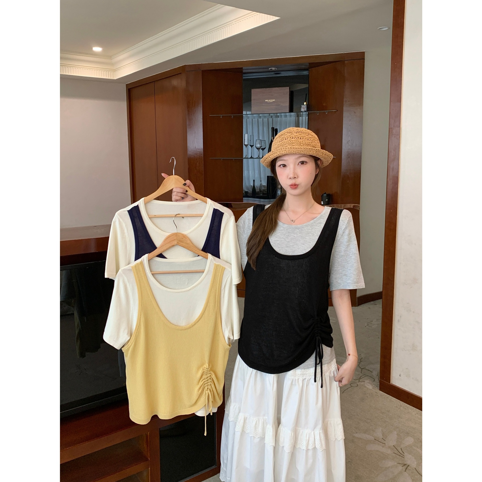 Real photos of the 2026 summer new plus-size patchwork knit top with drawstring design for plus-size women (69428)