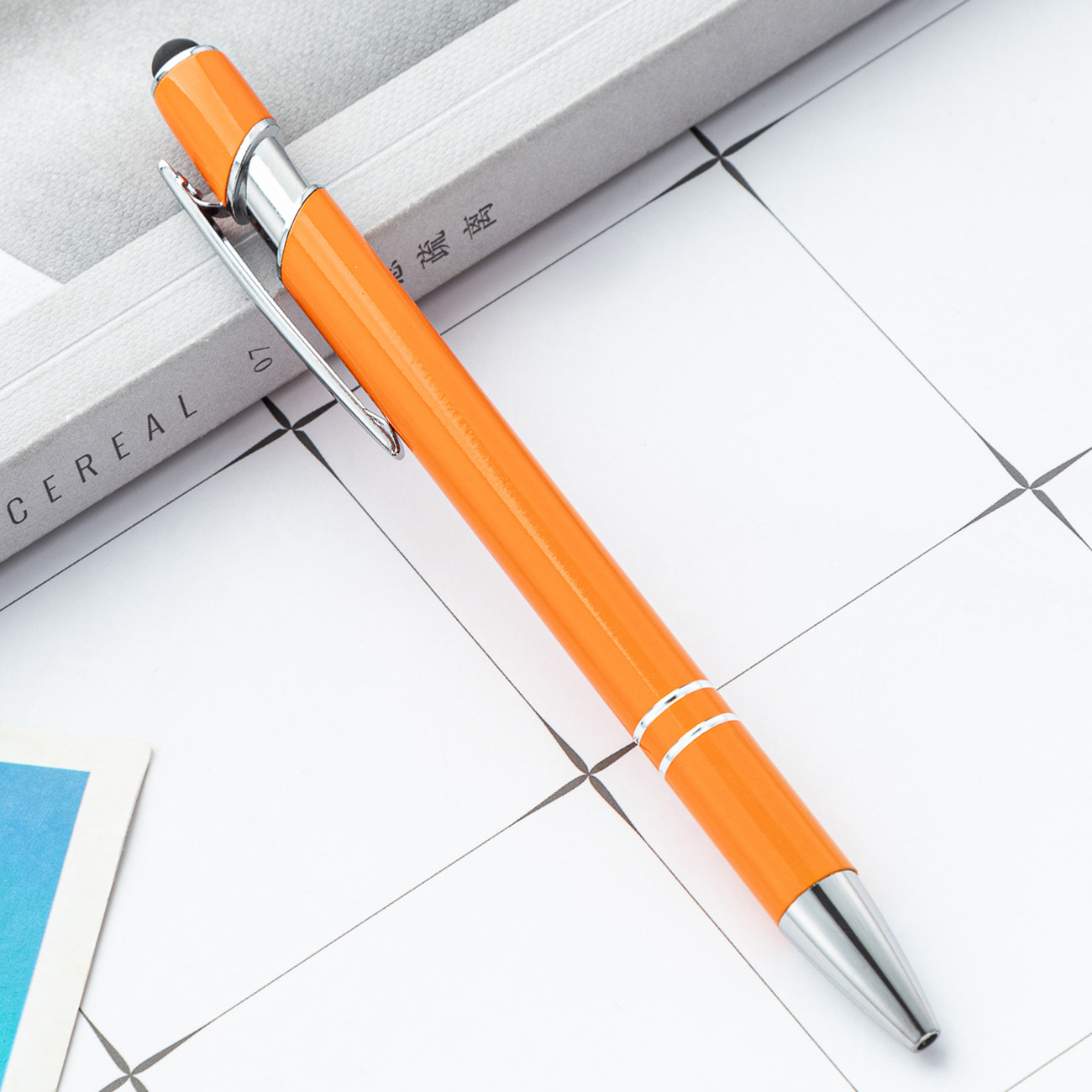 Naranja (pintura en aerosol)