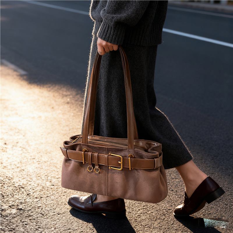 French Retro Large Capacity Shoulder Underarm Bag For Women 2025 New Autumn/Winter Versatile Commuter Baguette Bag - Thumbnail 2