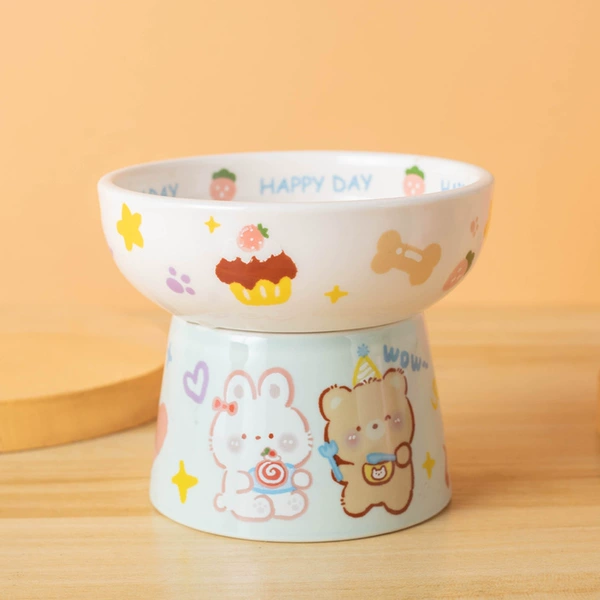 Flowers of rabbits and bears (white bowl with blue feet)