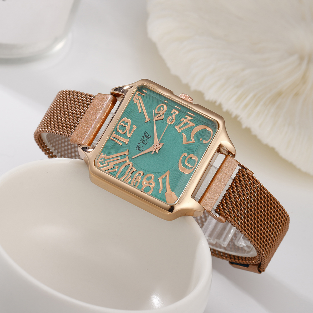 Νέο μοντέρνο γυναικείο μοντέρνο μοντέρνο μινιμαλιστικό τετράγωνο καντράν από χαλαζία με δικτυωτό λουράκι πόρπης_voghion.com