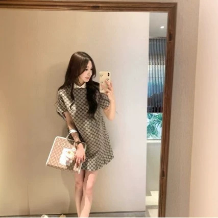 Spring and Summer New Women's Dress with Turn-Down Collar, Doll Collar, Letter-Printed Princess Dress, British Style Fashion Brand